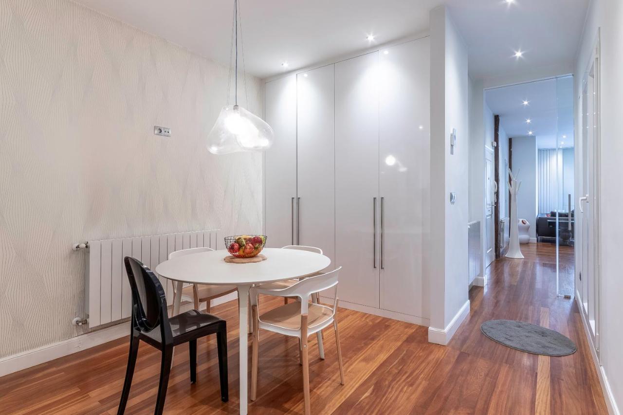 Ferienwohnung Piso De Diseno Junto Al Casco Viejo Bilbao Exterior foto
